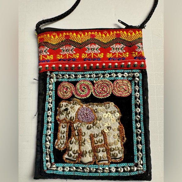 Made In Thailand Crossbody Wallet Zipper Coin Pouch With Zipper - Picture 6 of 6